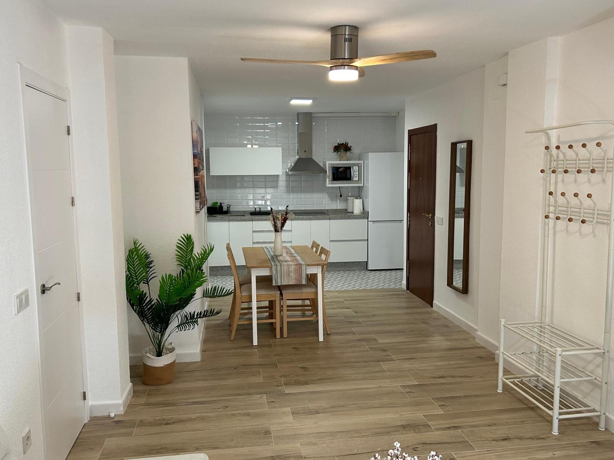 Apartamento Modern And Bright Close To The Station