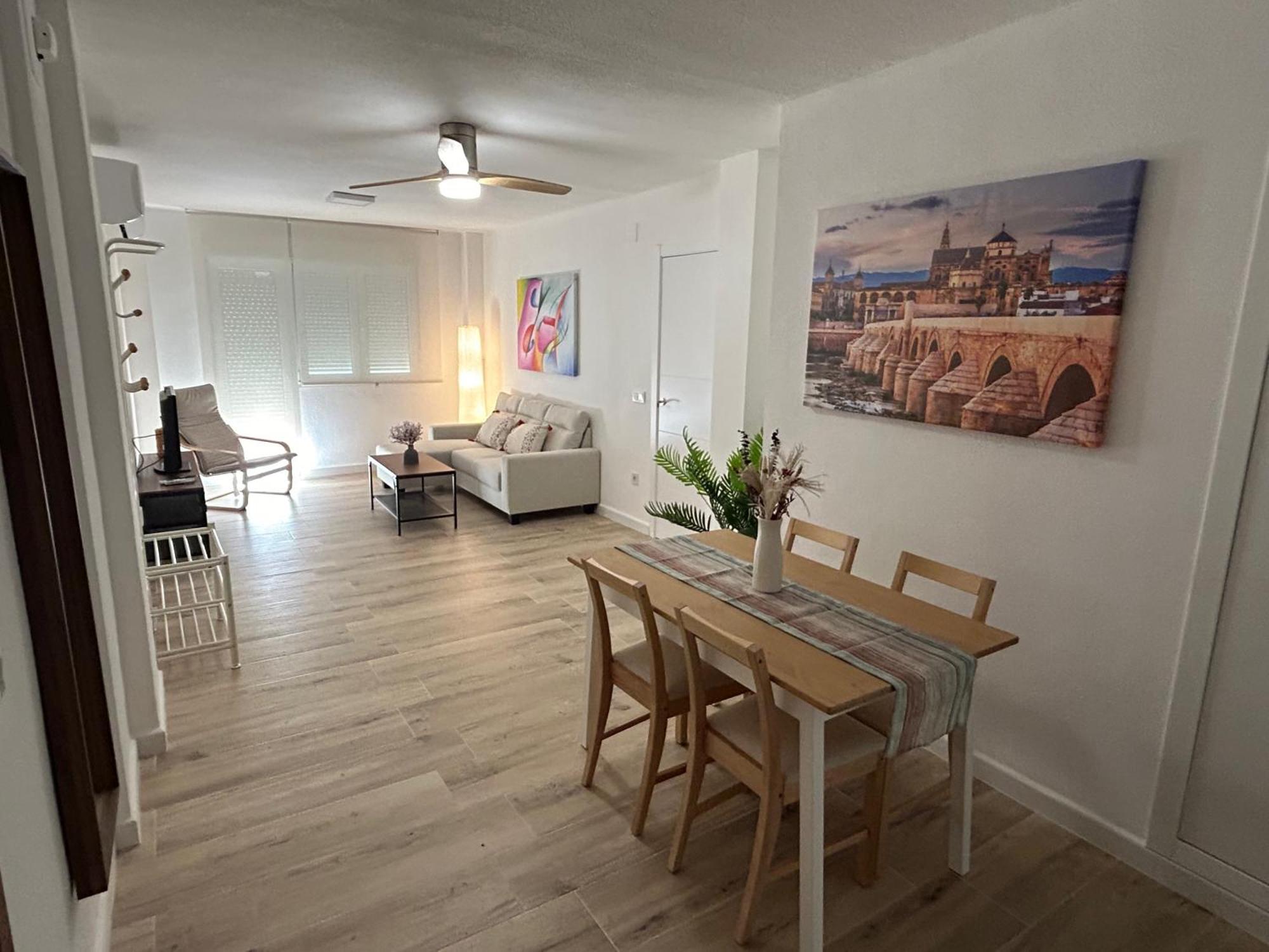 Modern And Bright Close To The Station * Córdoba
